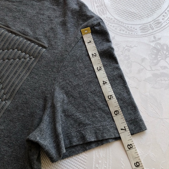 Michael Kors MK Gray T-Shirt Women’s Size S Short Sleeves Crew Neck Casual-Fit - Picture 12 of 16